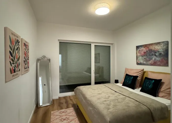 Zeitperlewohnen Yellow * Witten